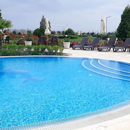 Apartments In Diamond Beach Бургас Экстерьер фото